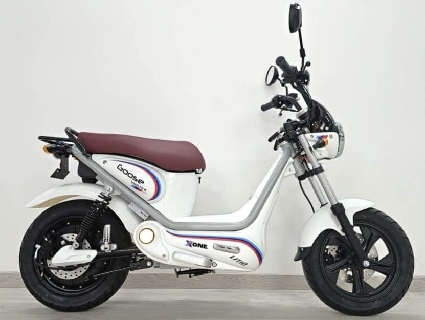 Moped City 250w - Electric scooter without license plate