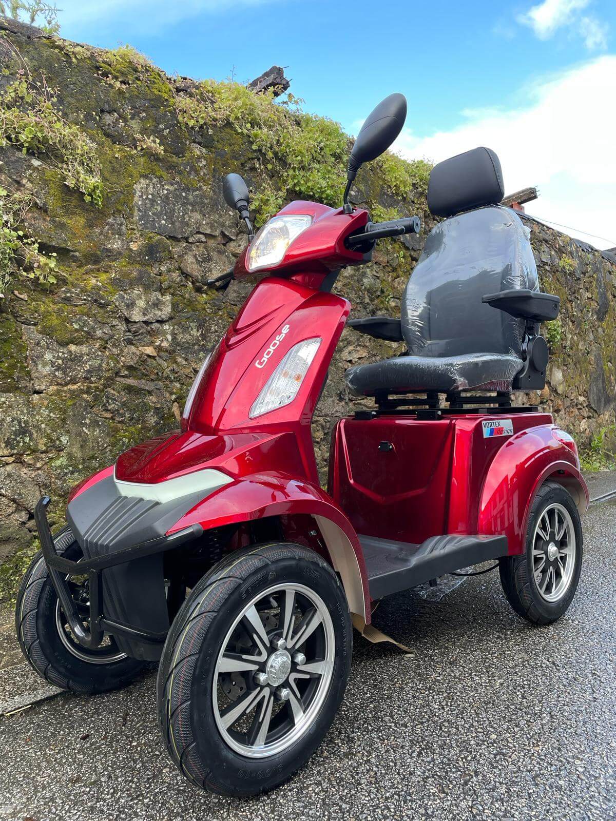 SEVENTEEN 250W - Electric motorcycle without registration
