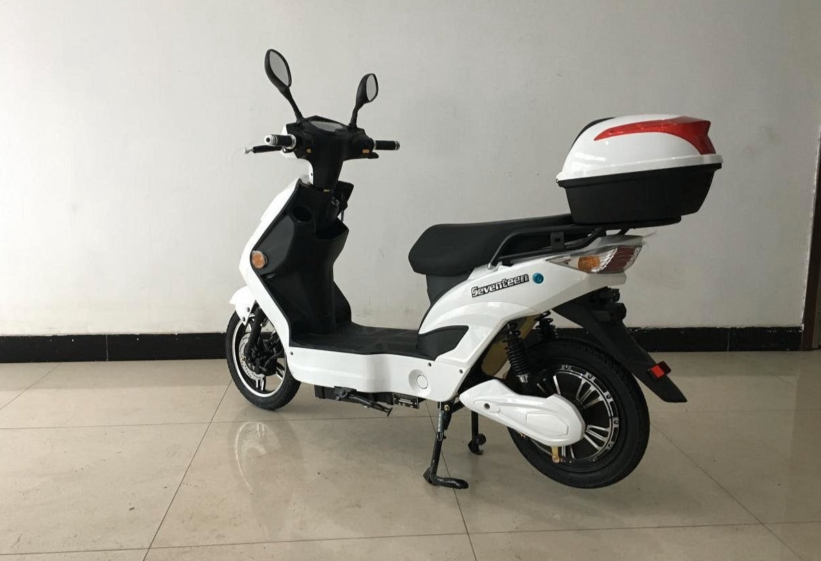 SEVENTEEN 250W - Electric motorcycle without registration