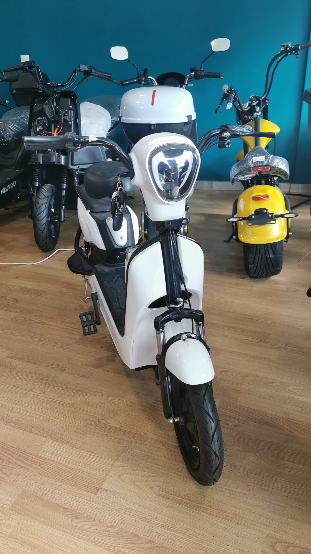 Moped City 250w - Scooter elétrica sem matricula