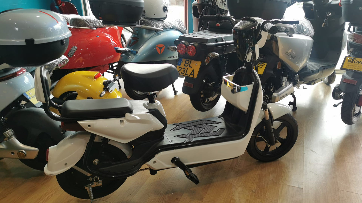 Moped City 250w - Scooter elétrica sem matricula