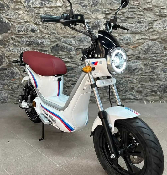 Ciclomotor City 250w - Patinete eléctrico sin matriculación 