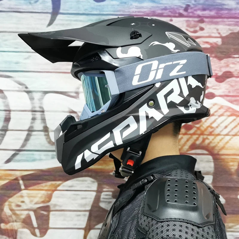 LVS Professional - Capacete Cross