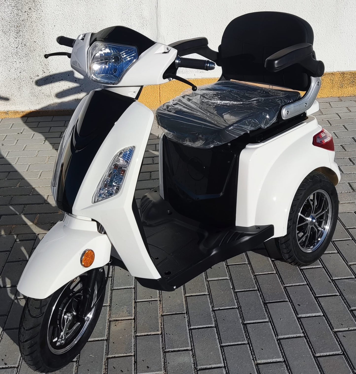 Scooter de Mobilidade Eléctrica TriMove 500 - 3 Rodas
